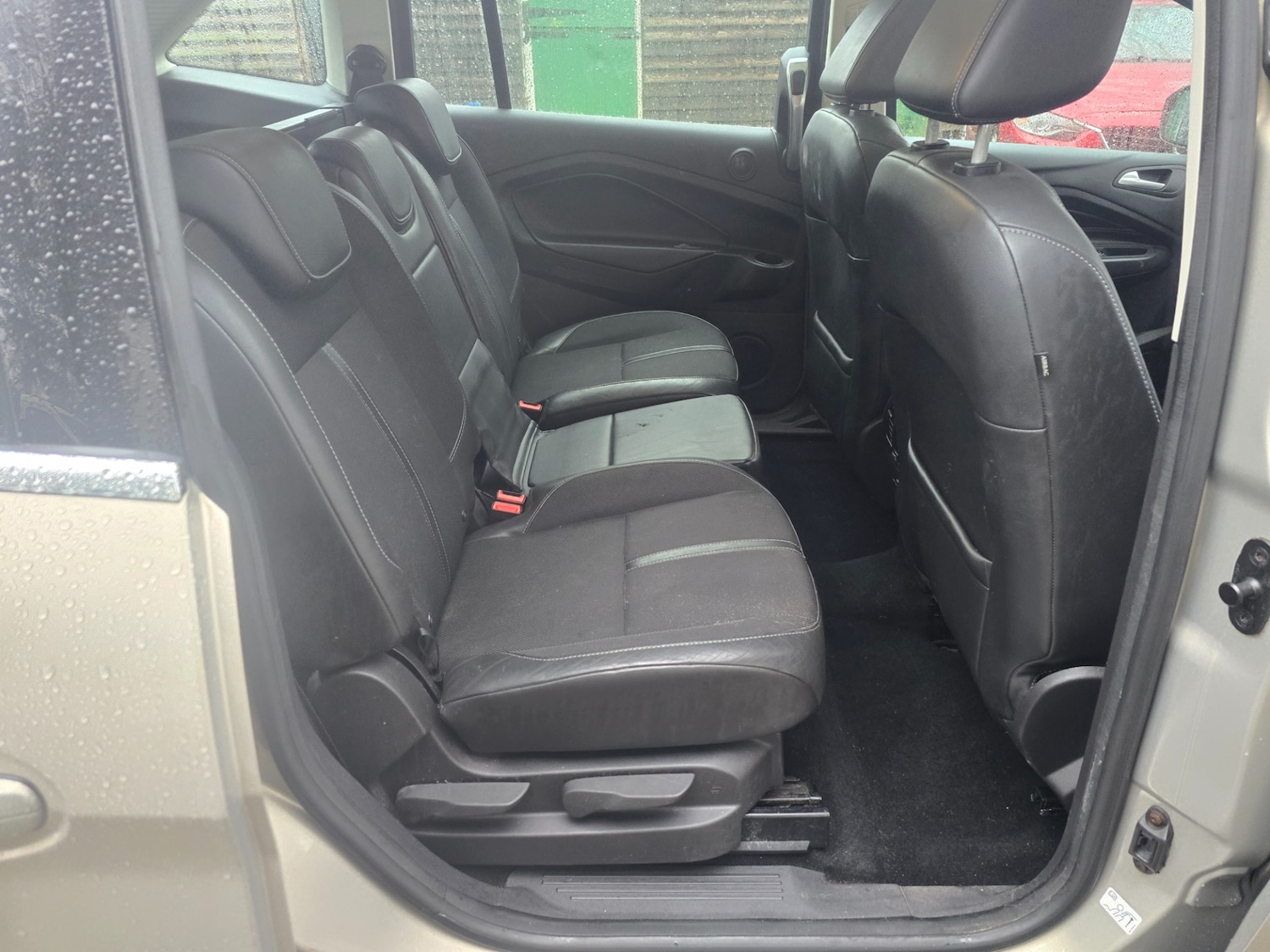 Used Ford Grand C-Max 2015 for sale - 77208600: Photo 11