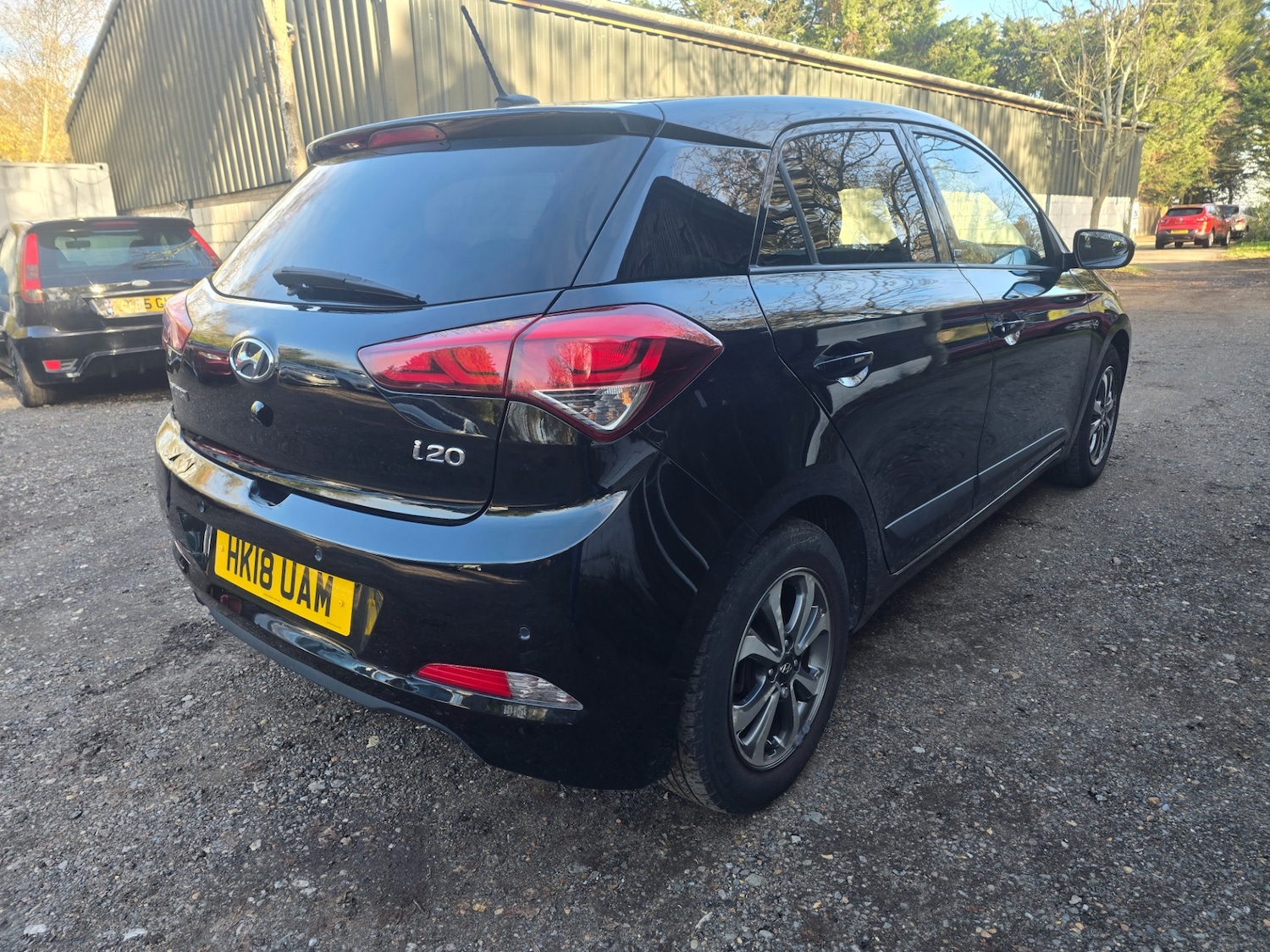 Used Hyundai i20 2018 for sale - 76637873: Photo 2