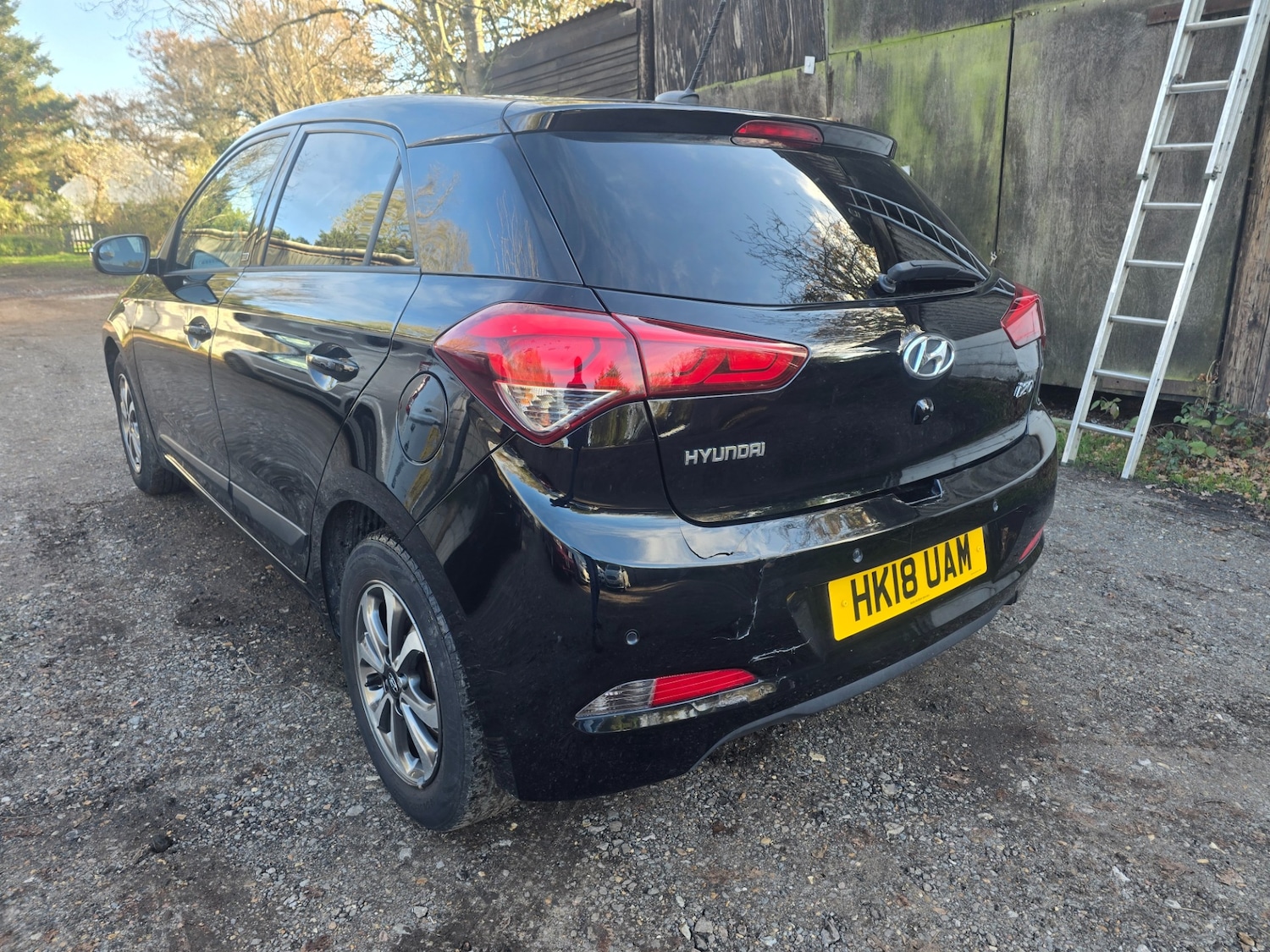 Used Hyundai i20 2018 for sale - 76637873: Photo 4