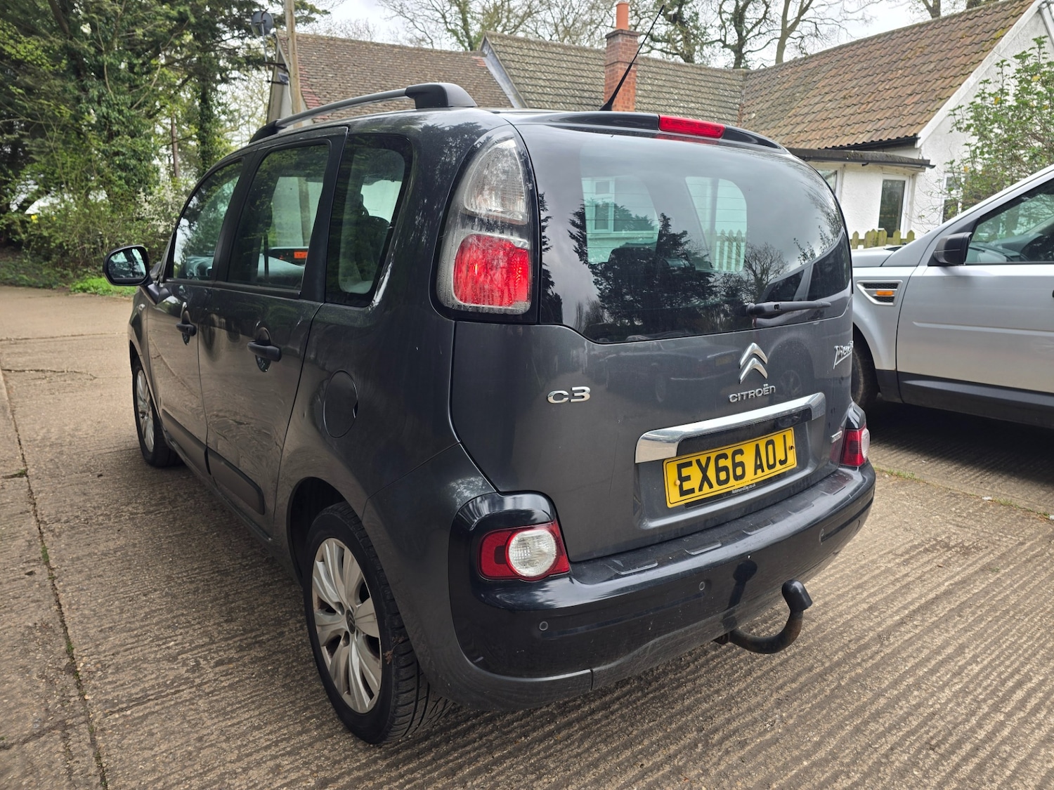Used Citroen C3 Picasso 2016 for sale - 78155475: Photo 4