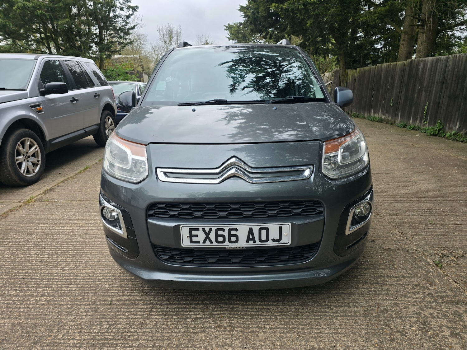 Used Citroen C3 Picasso 2016 for sale - 78155475: Photo 6
