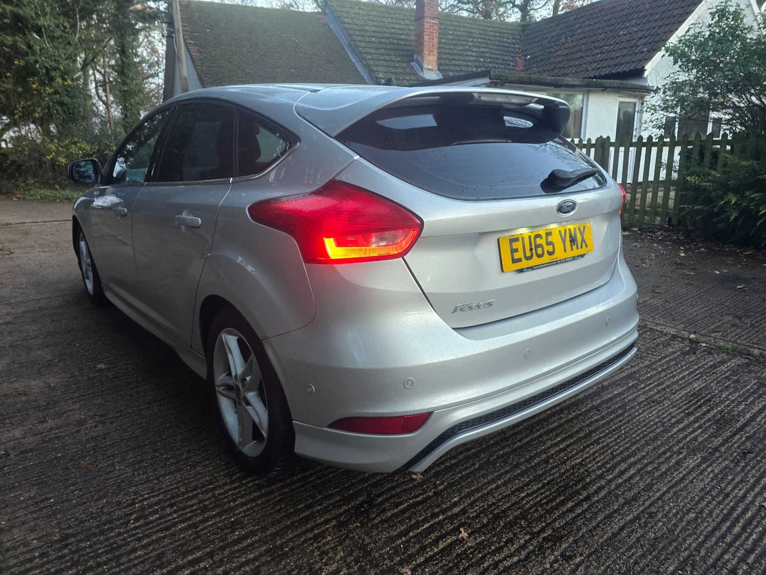 Used Ford Focus 2015 for sale - 76784279: Photo 4