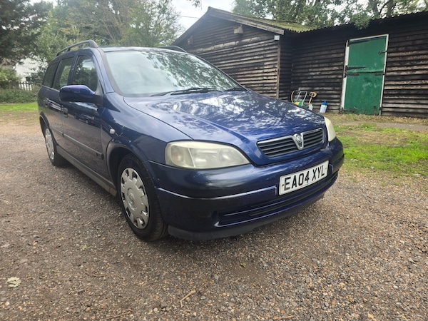 Cheap Vauxhall Astra 2004 (04) - 1.6i Club 5dr Auto for sale in Billericay, Essex