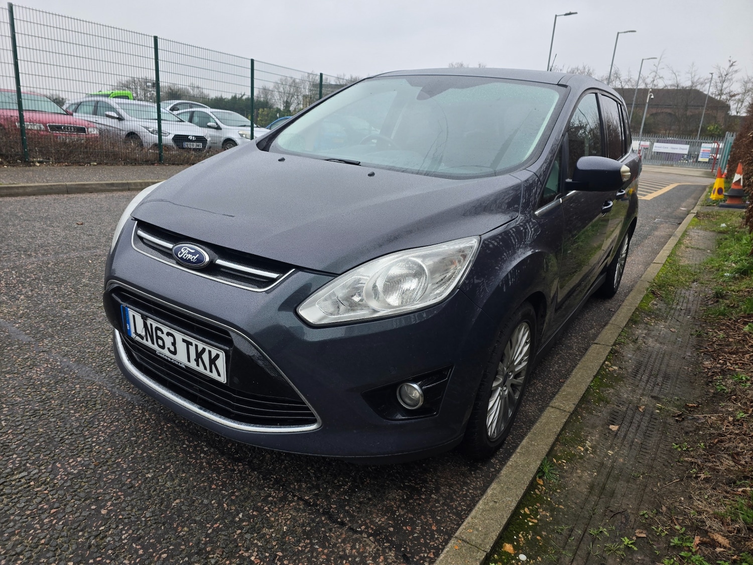 Used Ford Grand C-Max 2013 for sale - 77420604: Photo 5