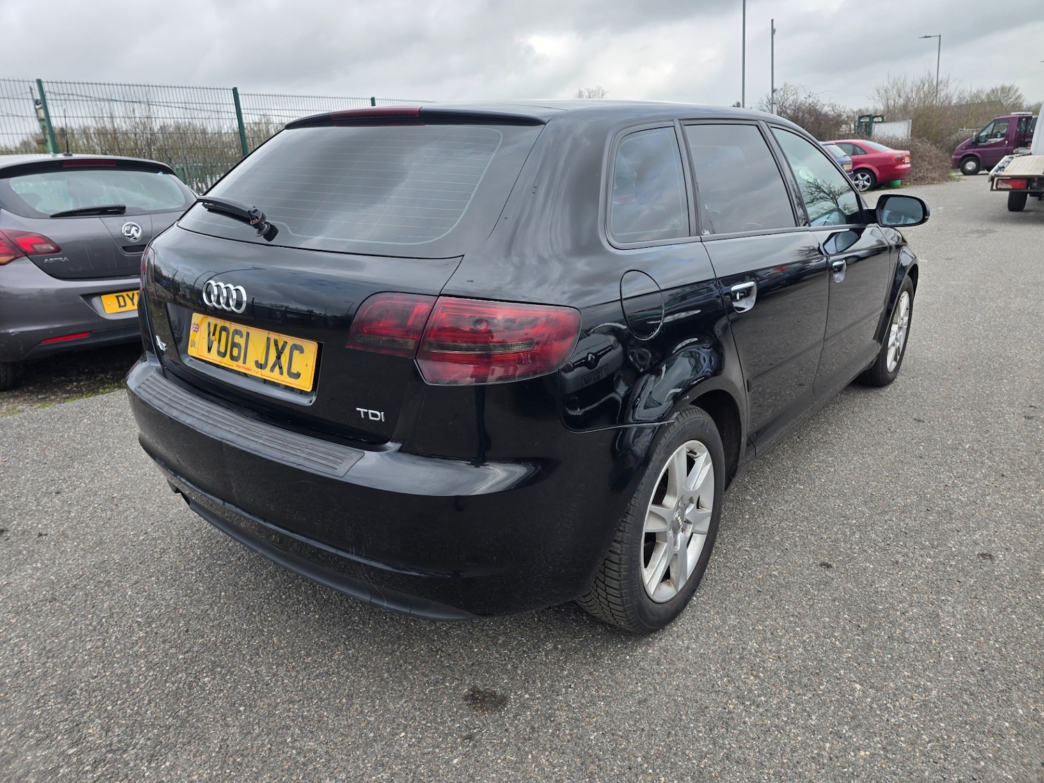 Used Audi A3 2011 for sale - 77818124: Photo 2
