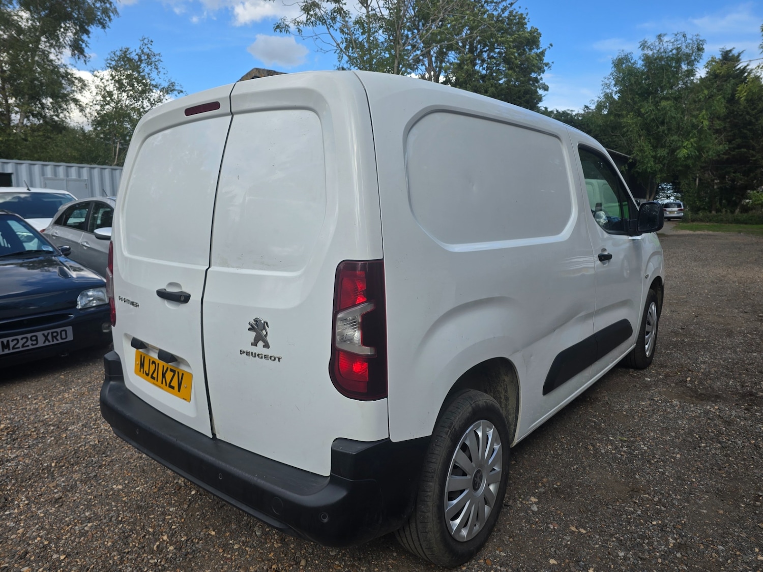 Used Peugeot Partner 2021 for sale - 76324724: Photo 2