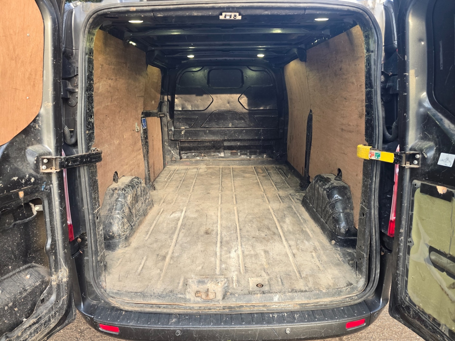 Used Ford Transit Custom 2017 for sale - 77765873: Photo 7