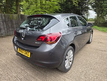 Used Vauxhall Astra 2010 for sale - 78078348: Photo