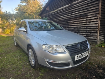 Volkswagen - Passat