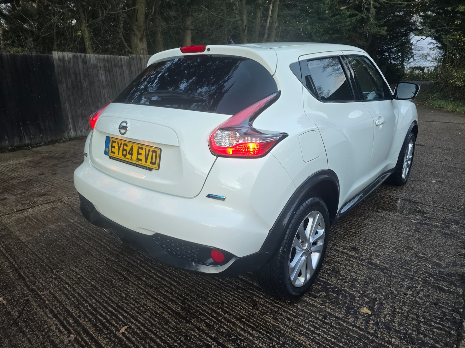 Used Nissan Juke 2014 for sale - 76726040: Photo 2