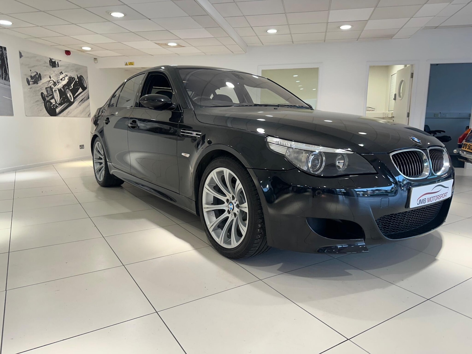 Used BMW M5 2006 for sale - 77769461: Photo 2