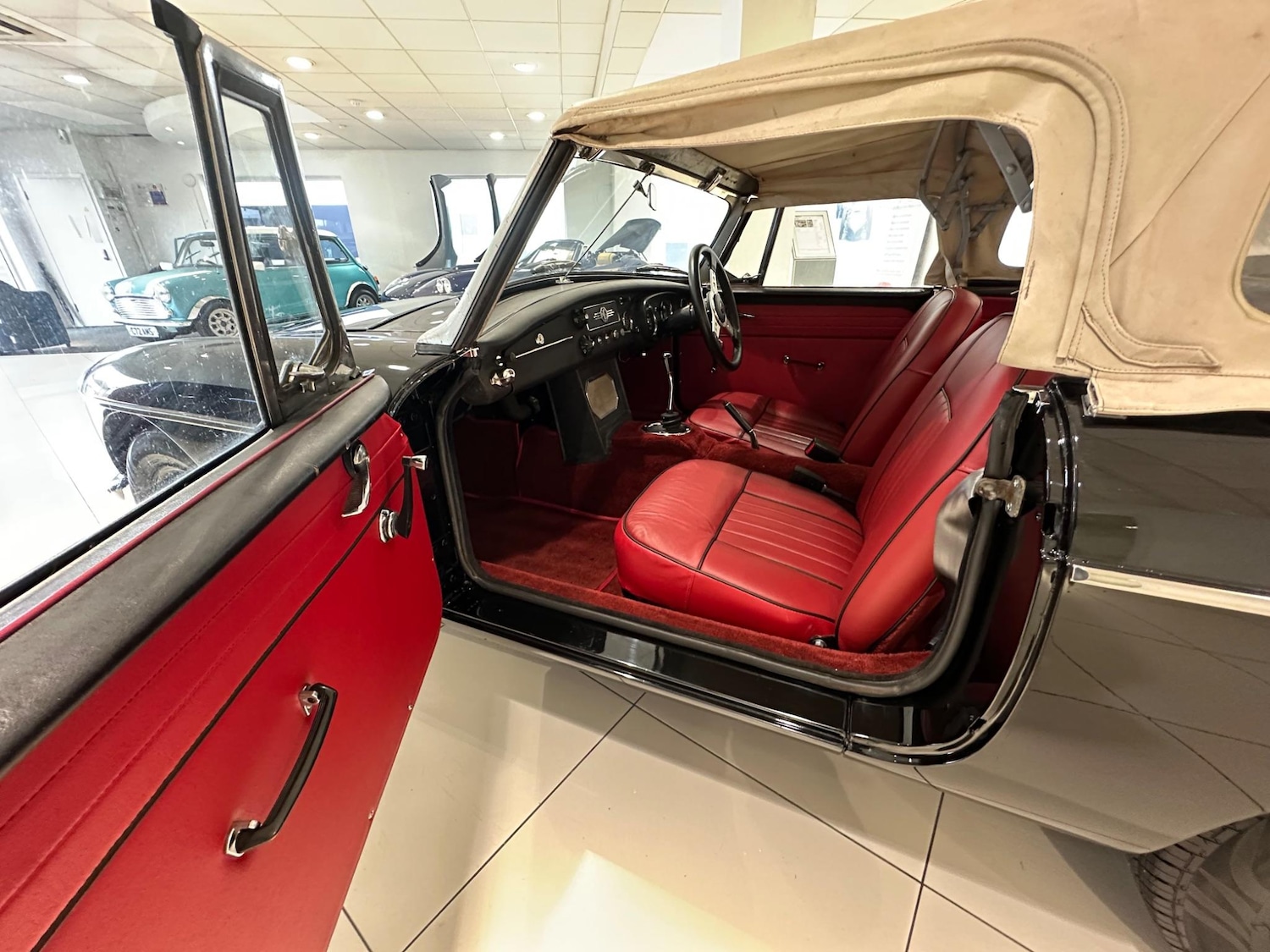 Used MG MGB 1981 for sale - 77460816: Photo 27