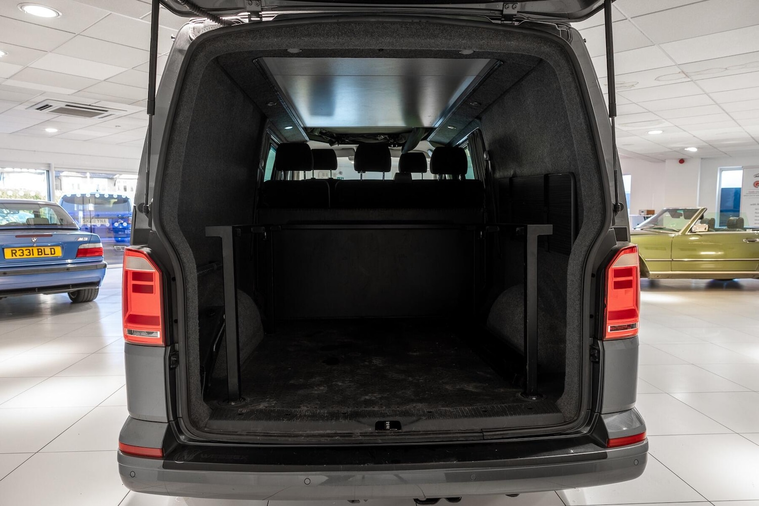 Used Volkswagen Transporter 2018 for sale - 77460819: Photo 16