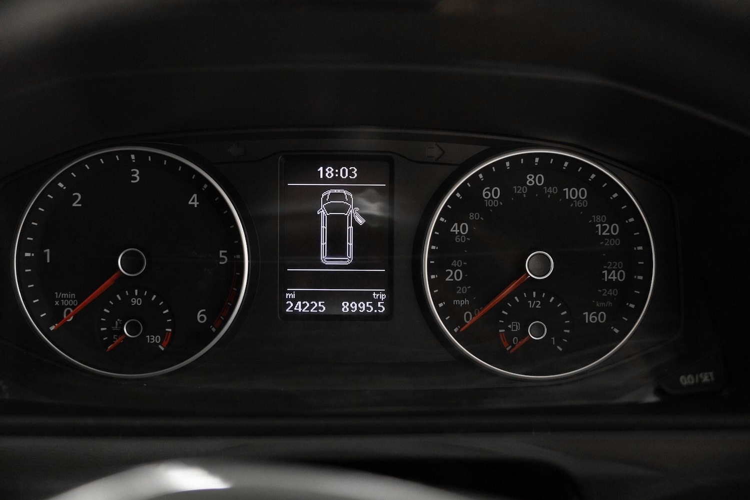 Used Volkswagen Transporter 2018 for sale - 77460819: Photo 9