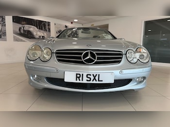 Used Mercedes-Benz SL 2005 for sale - 79026269: Photo