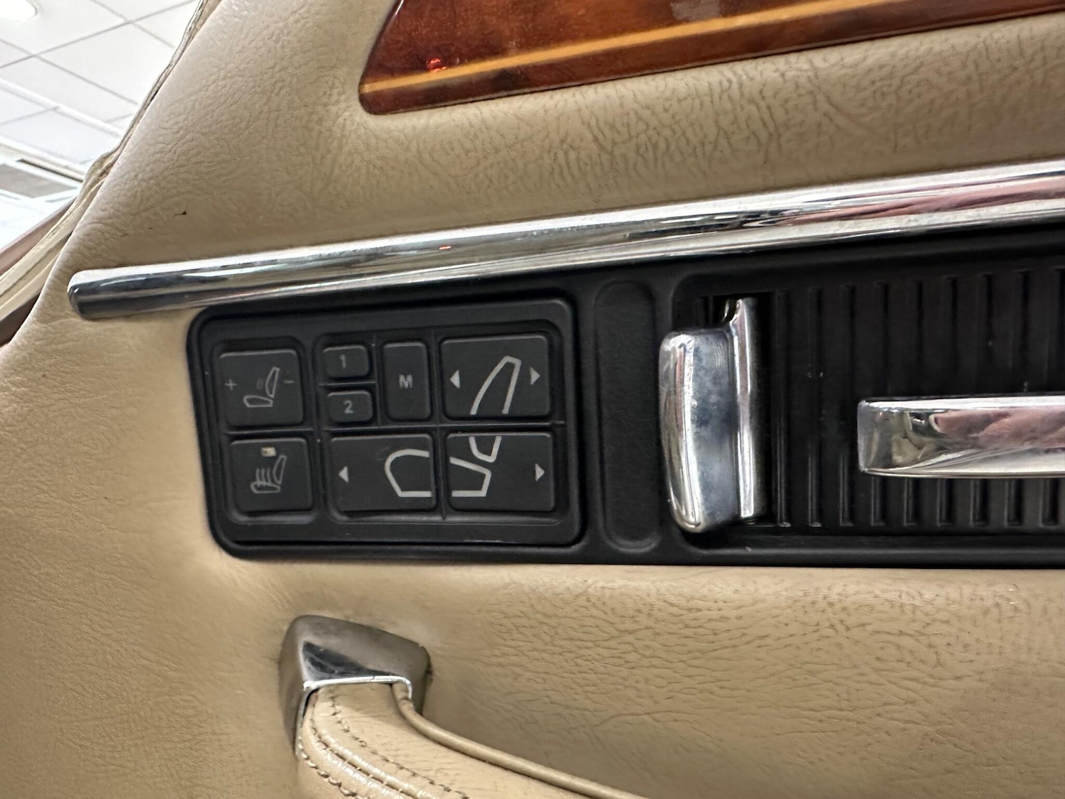 Used Jaguar XJS 1992 for sale - 77633171: Photo 25