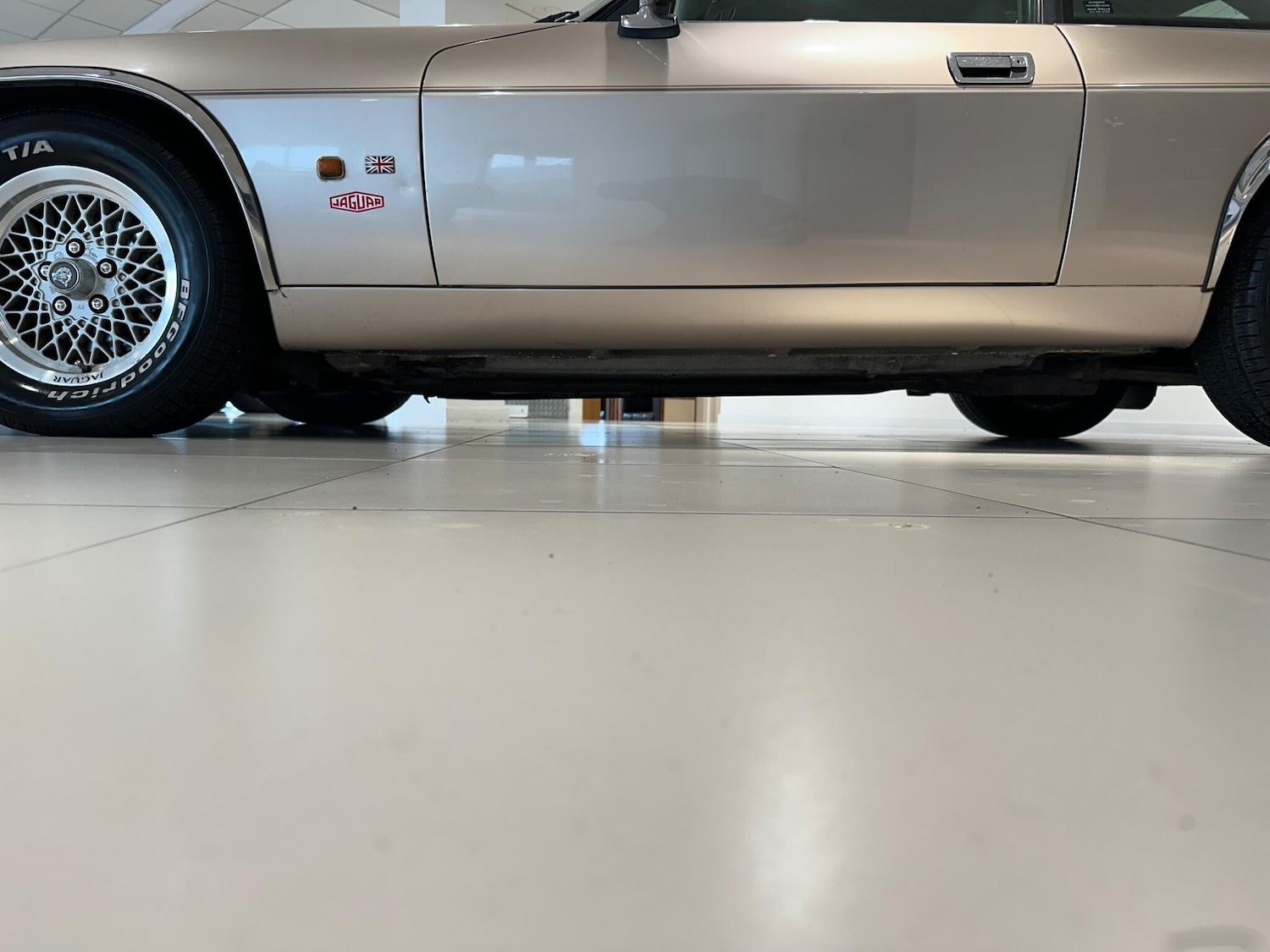 Used Jaguar XJS 1992 for sale - 77633171: Photo 5