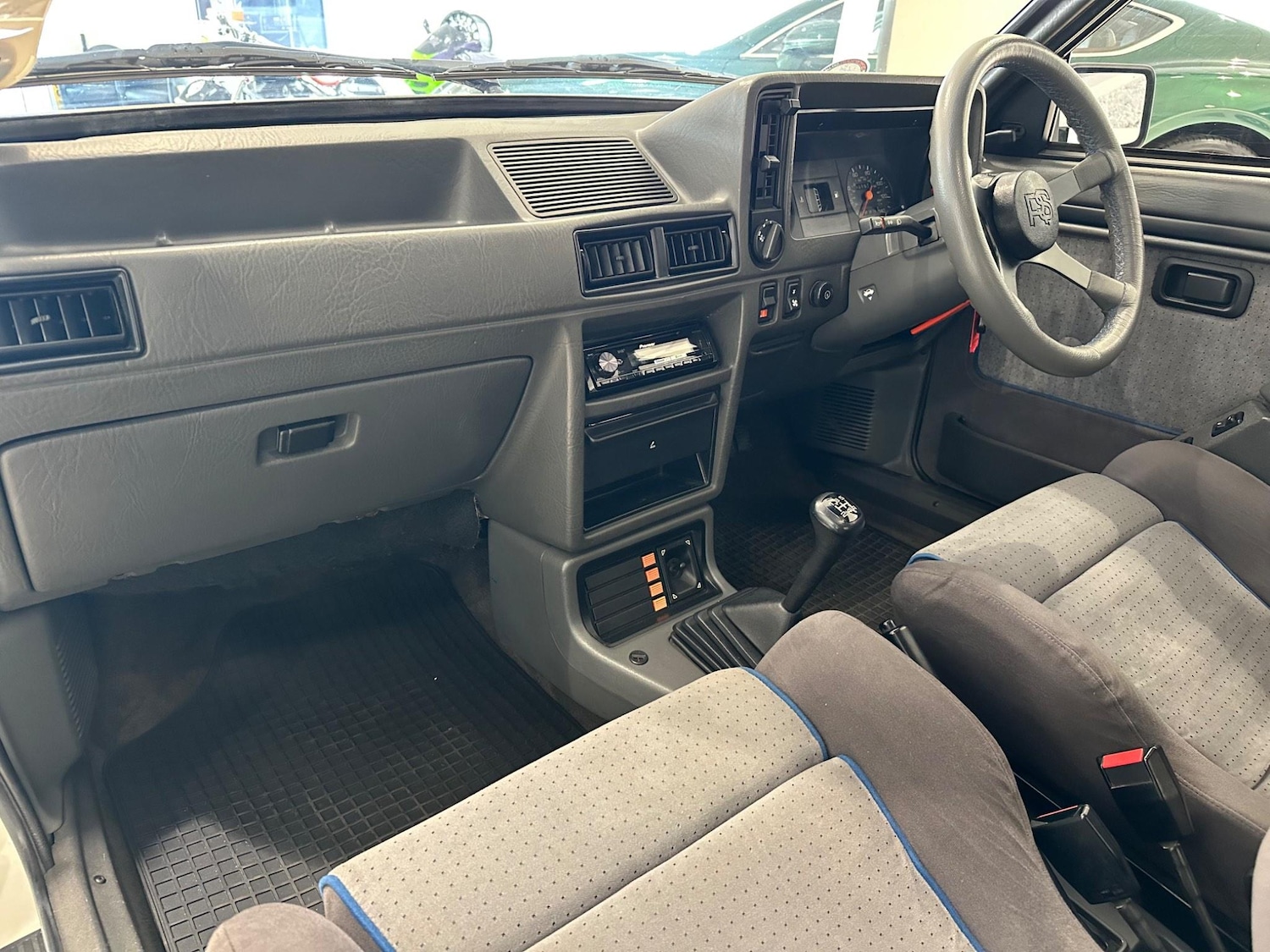 Used Ford Escort for sale - 77549267: Photo 23