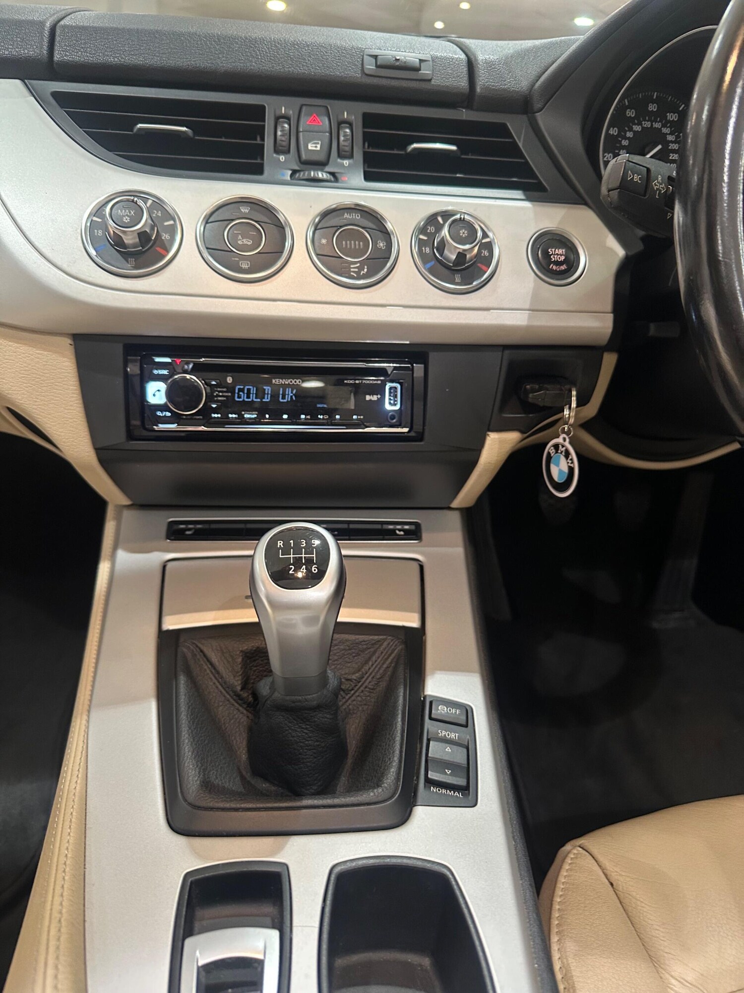 Used BMW Z4 2010 for sale - 78020268: Photo 28