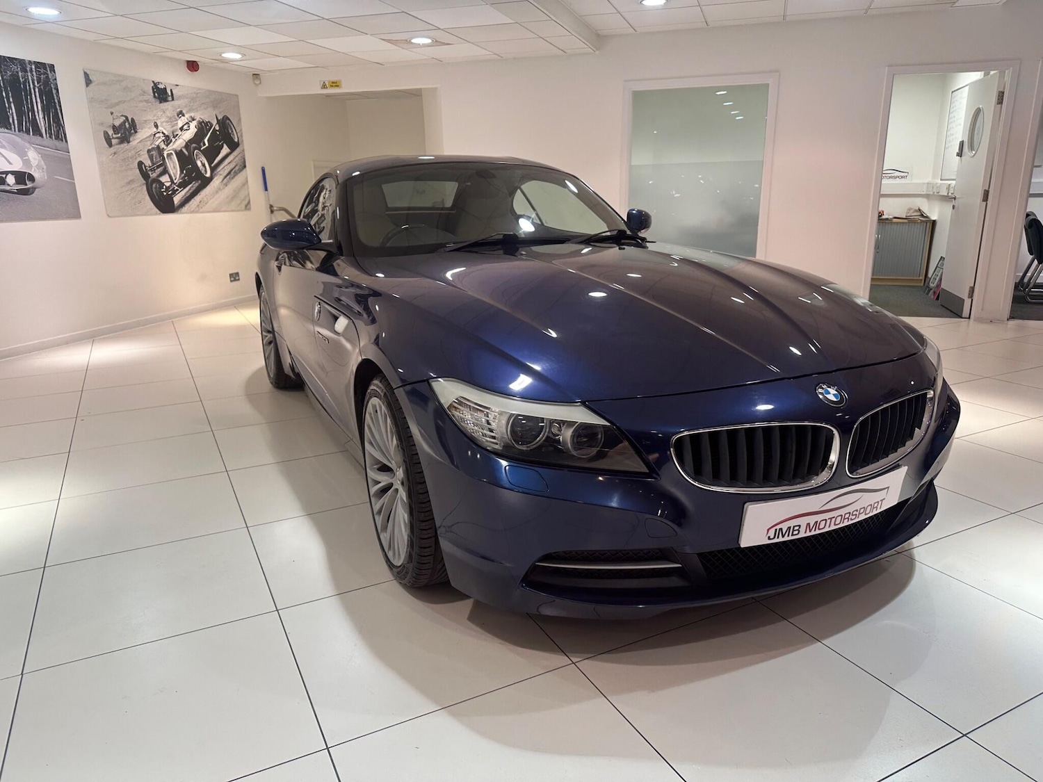 Used BMW Z4 2010 for sale - 78020268: Photo 5
