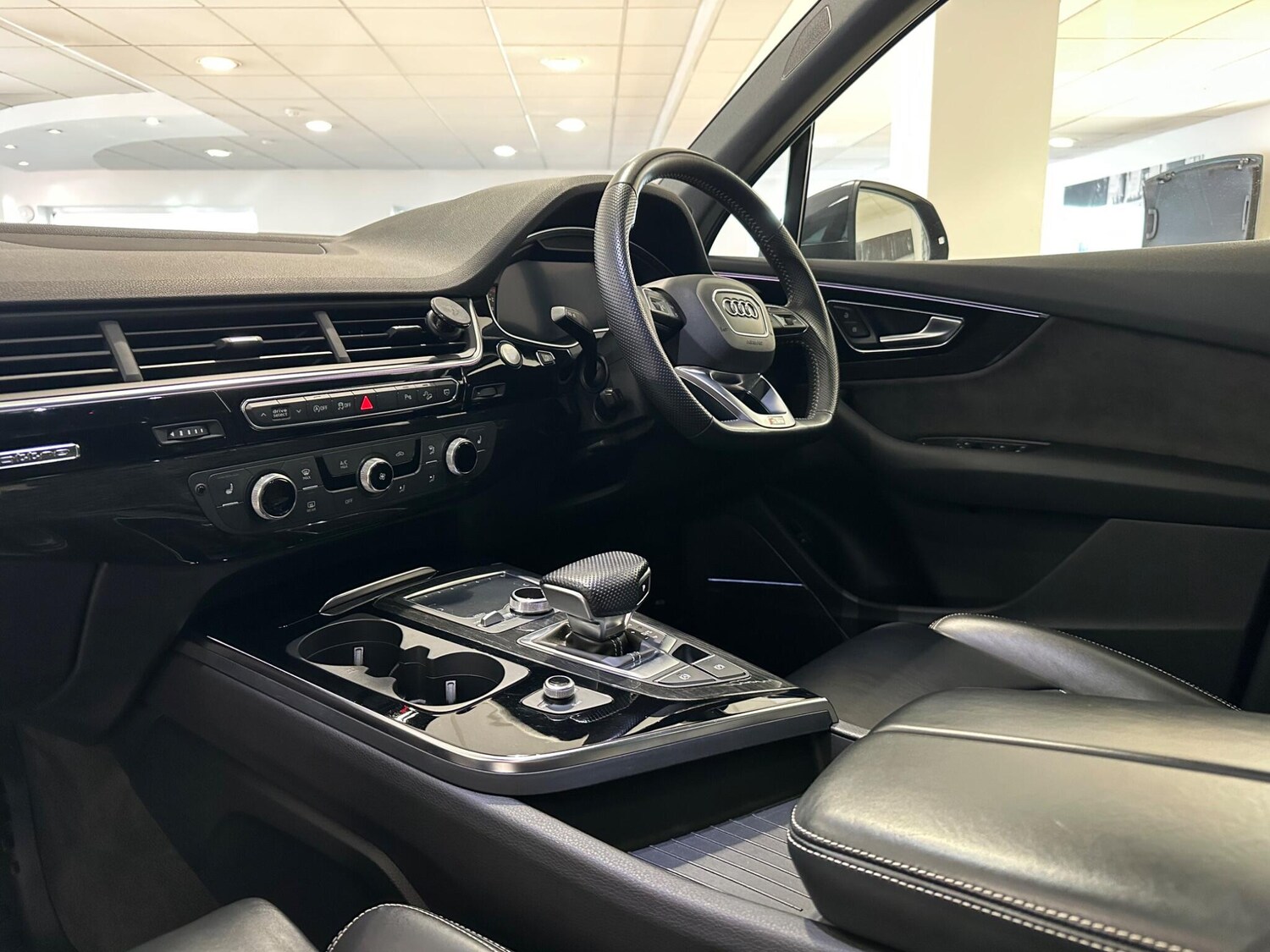 Used Audi Q7 2019 for sale - 77838829: Photo 18