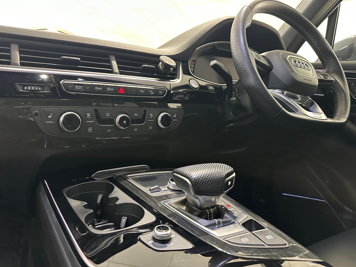 Used Audi Q7 2019 for sale - 77838829: Photo 20