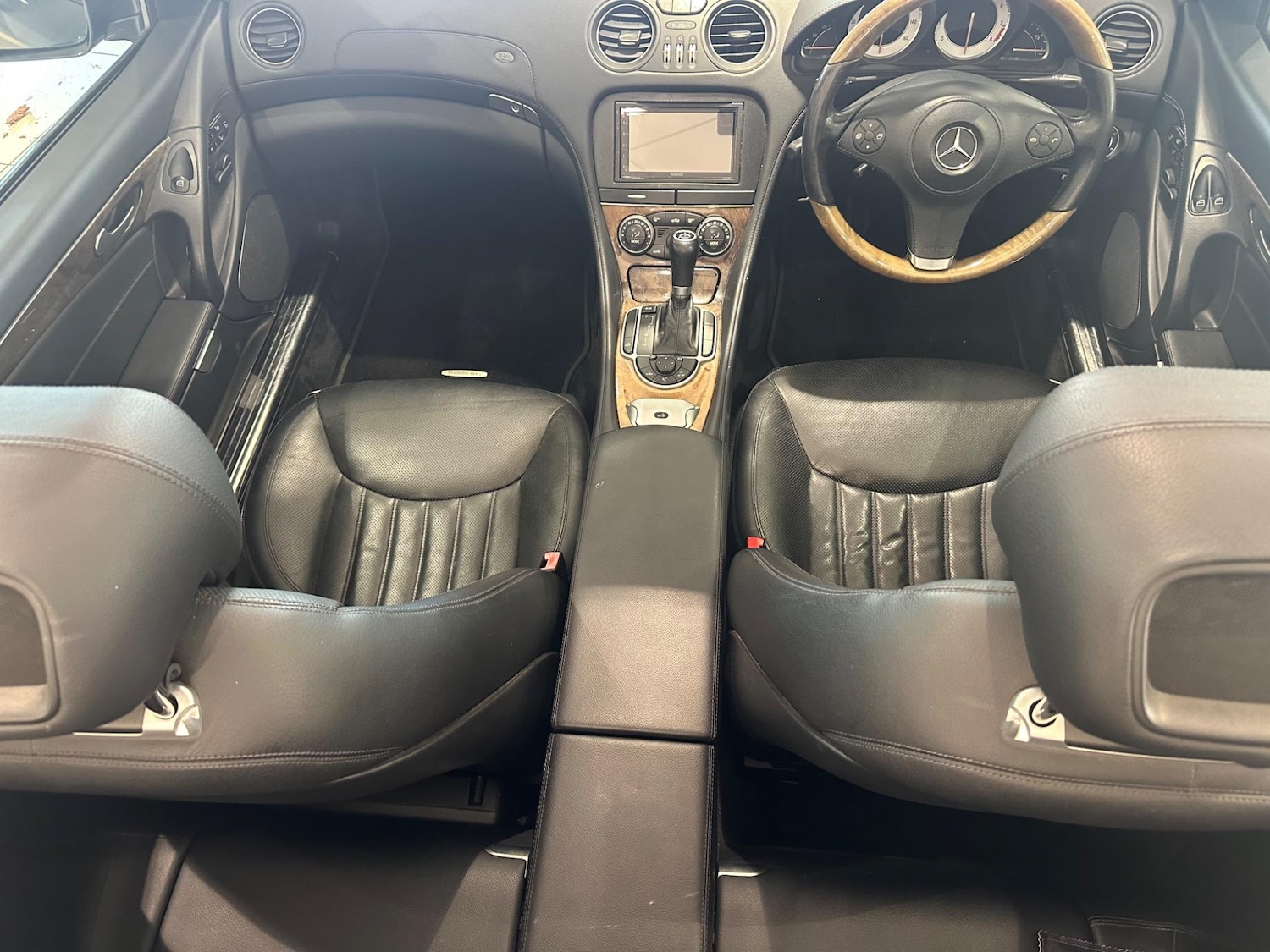 Used Mercedes-Benz SL 2008 for sale - 77460808: Photo 18