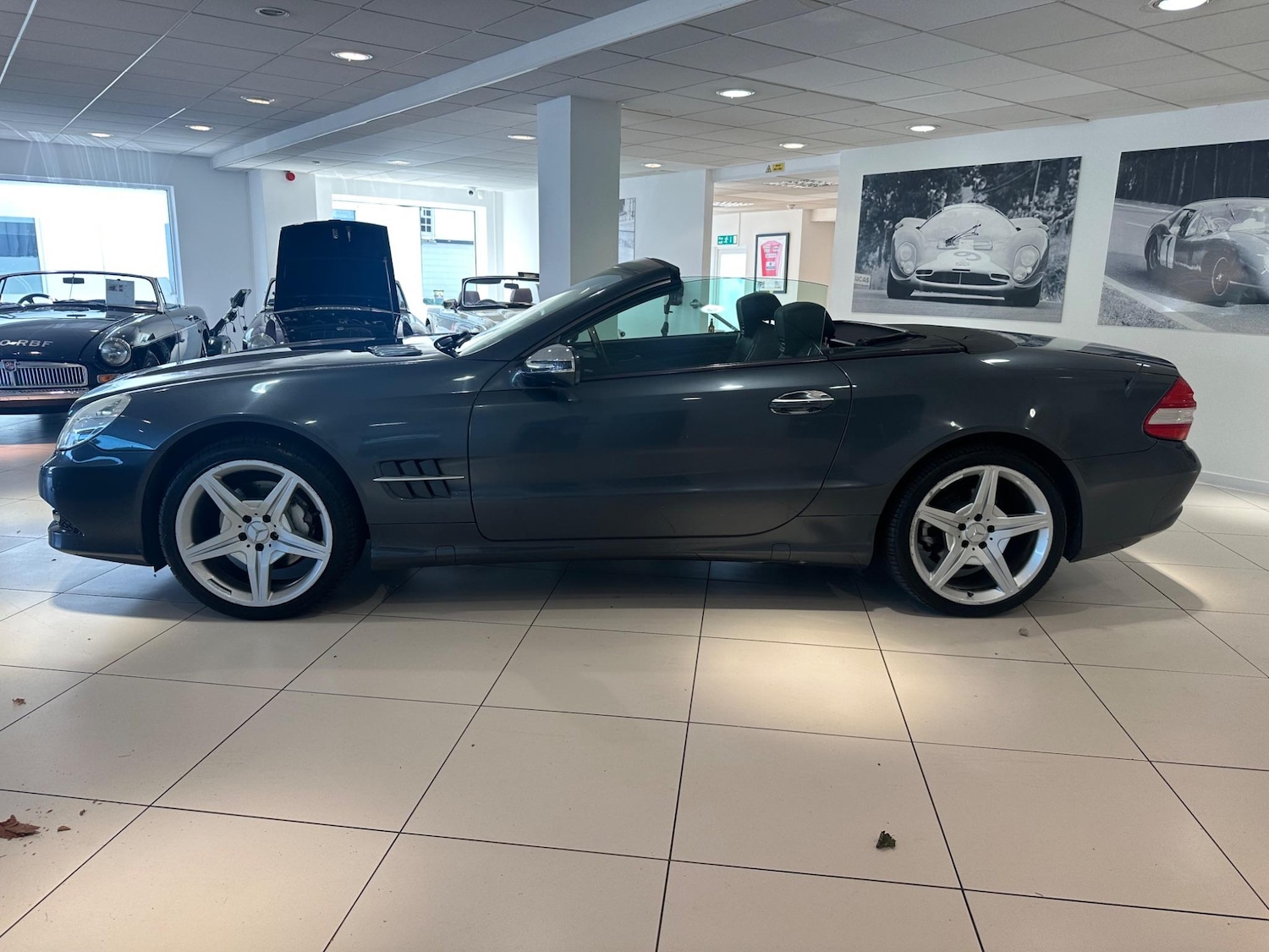 Used Mercedes-Benz SL 2008 for sale - 77460808: Photo 23