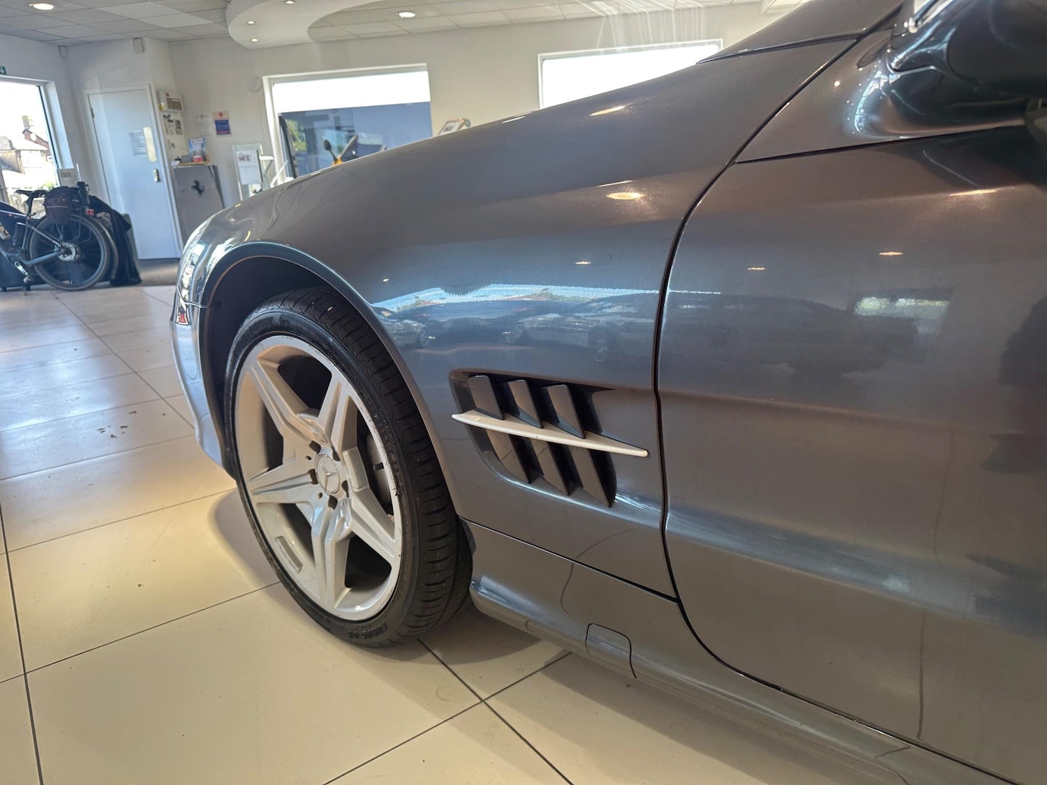Used Mercedes-Benz SL 2008 for sale - 77460808: Photo 27