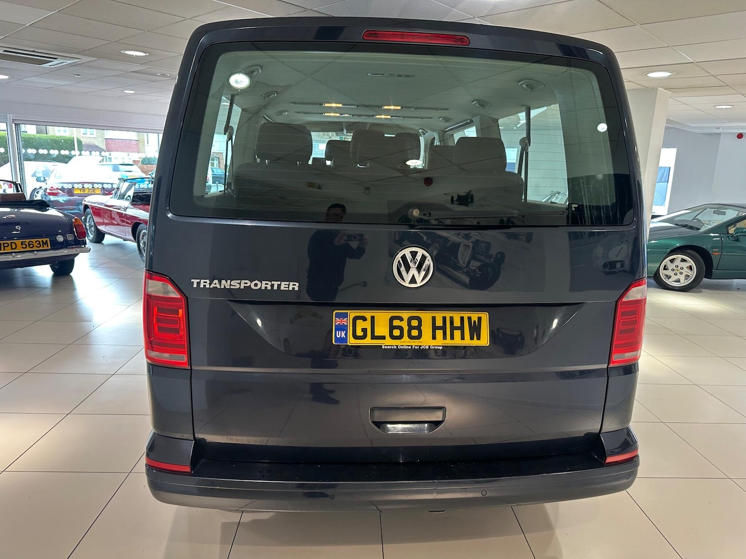 Used Volkswagen Transporter Shuttle 2019 for sale - 77633164: Photo 4