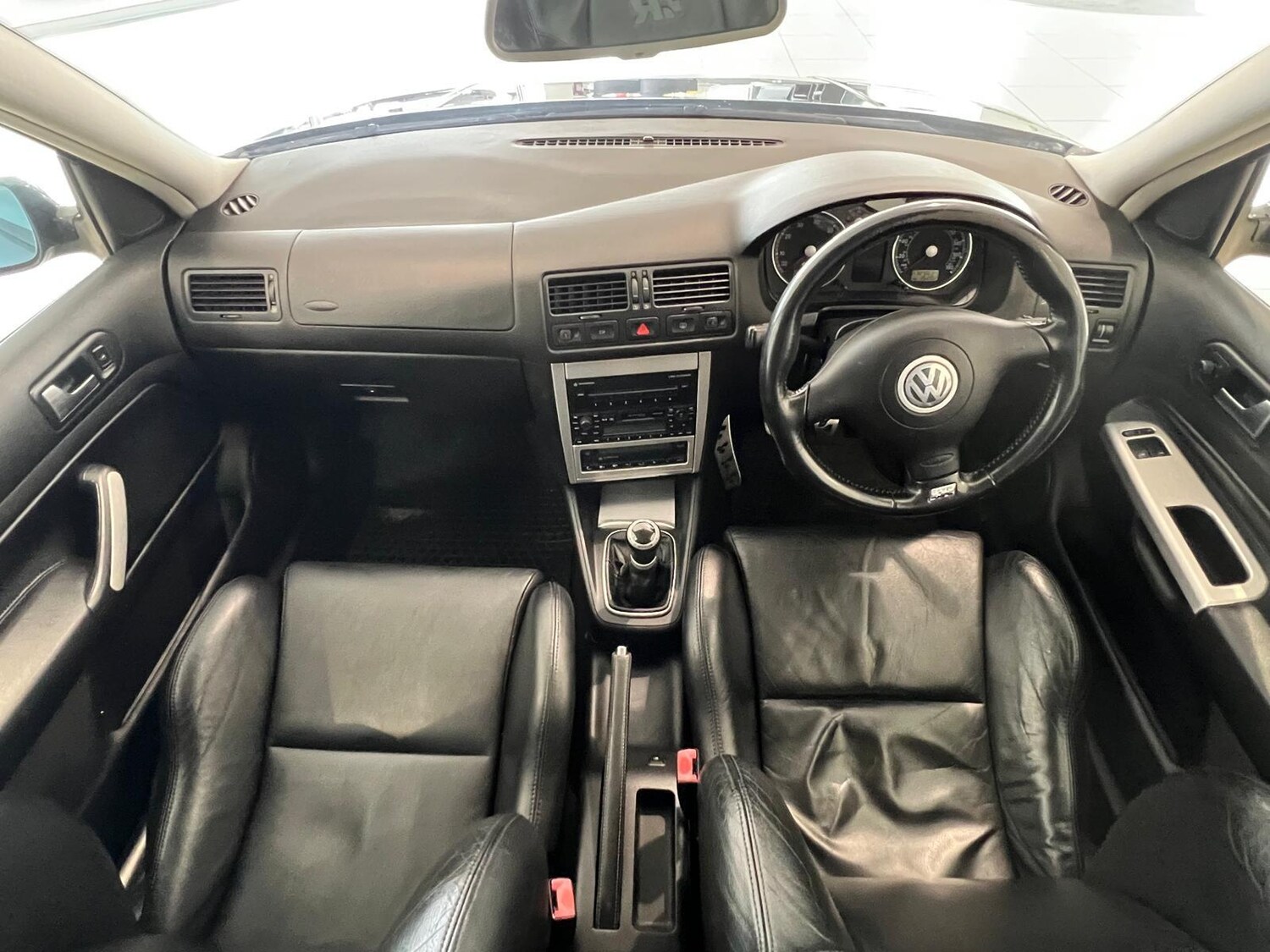 Used Volkswagen Golf 2003 for sale - 77908943: Photo 23