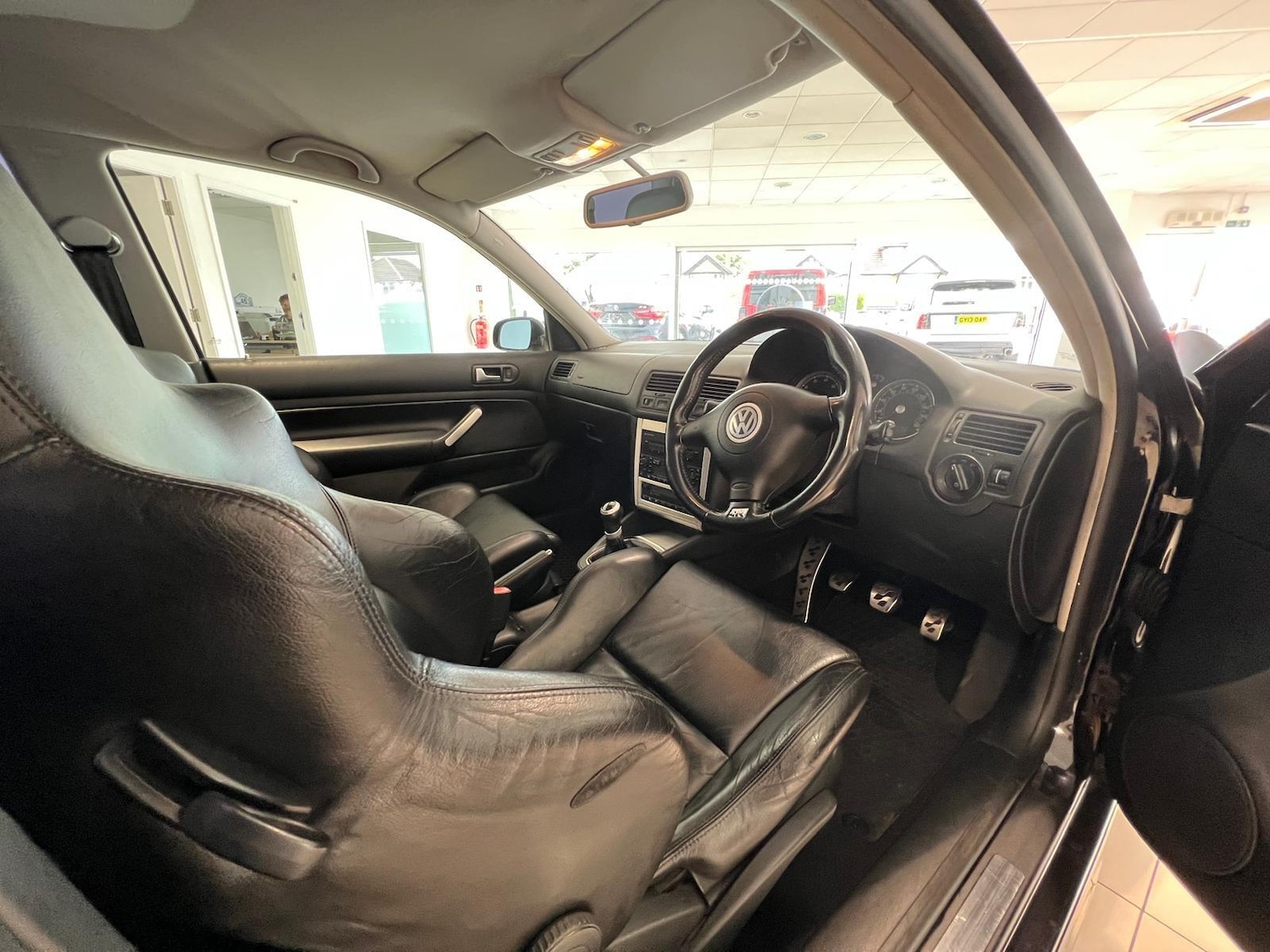 Used Volkswagen Golf 2003 for sale - 77460805: Photo 28