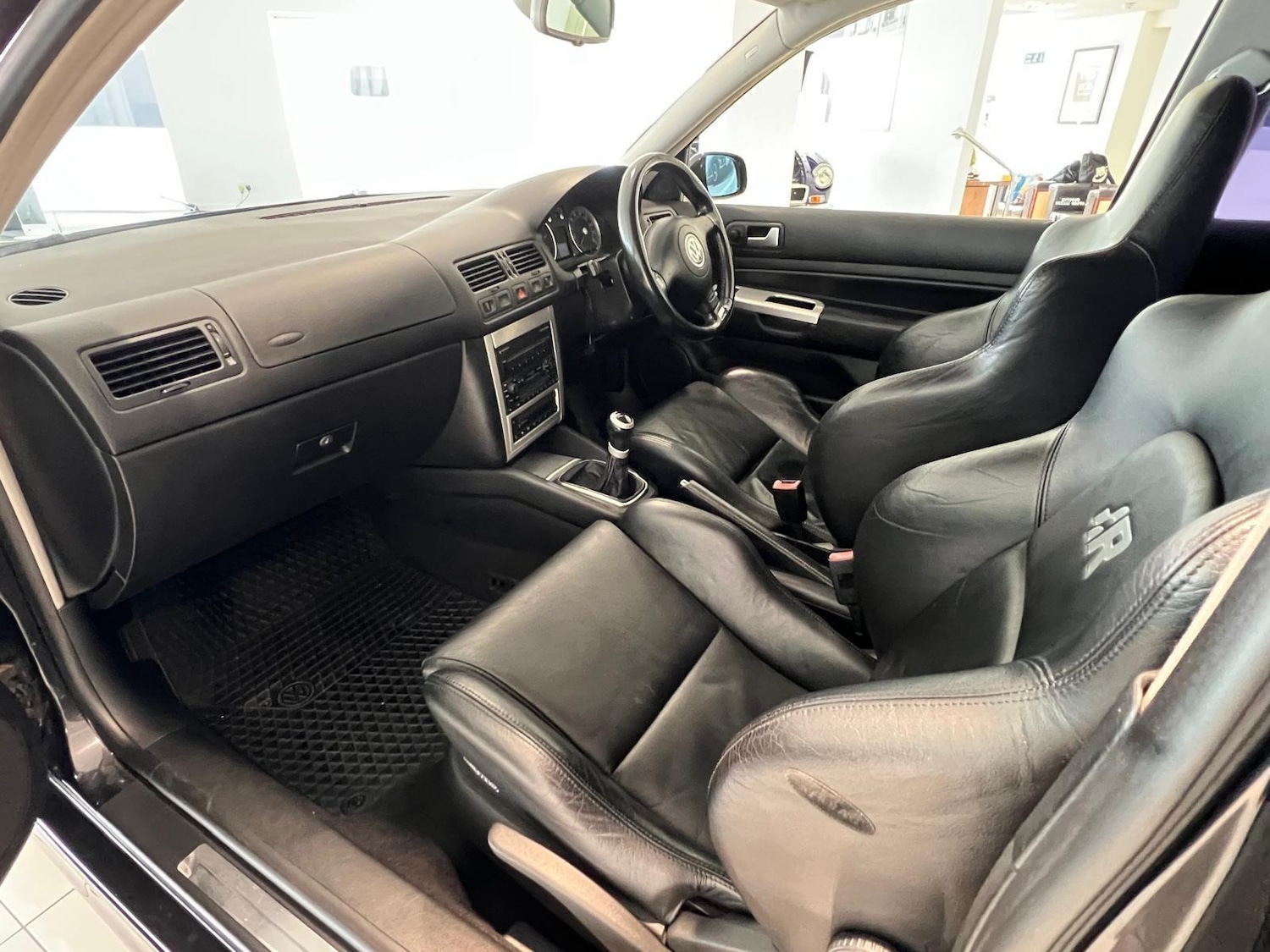 Used Volkswagen Golf 2003 for sale - 77460805: Photo 39