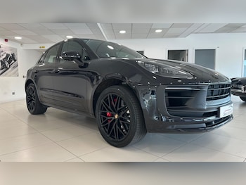Used Porsche Macan 2023 for sale - 79026489: Photo