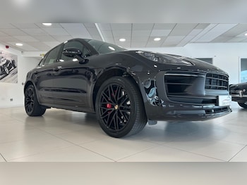 Used Porsche Macan 2023 for sale - 79026489: Photo