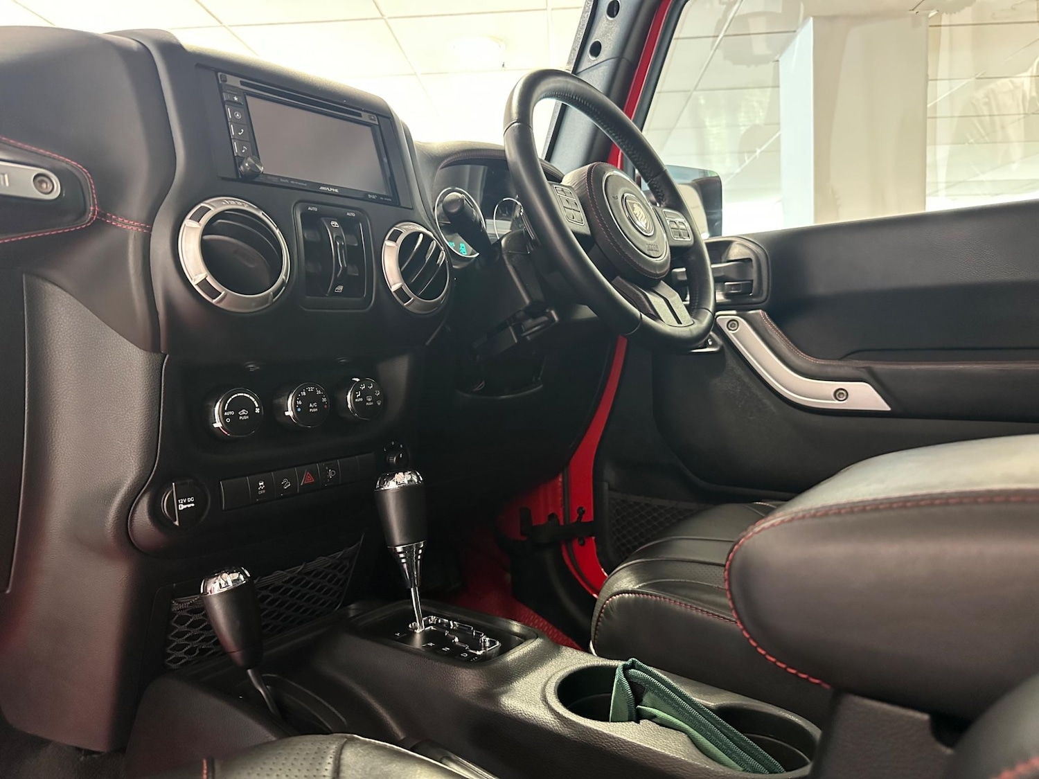 Used Jeep Wrangler 2016 for sale - 77550534: Photo 18