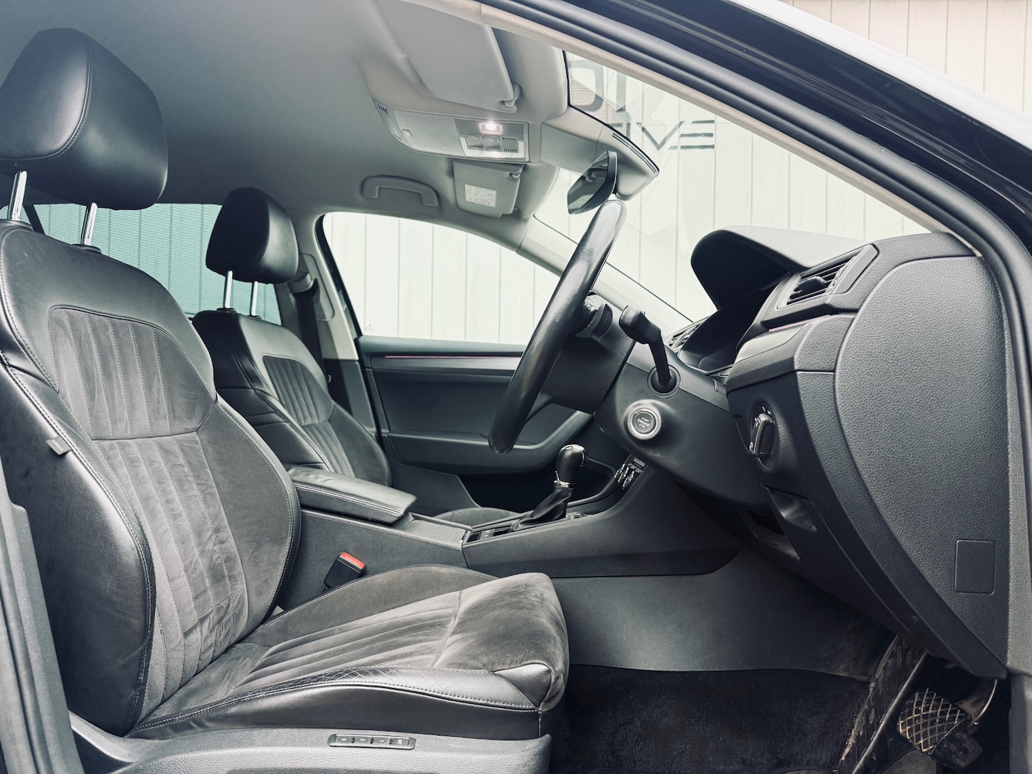 Used Skoda Superb 2016 for sale - 77286435: Photo 33