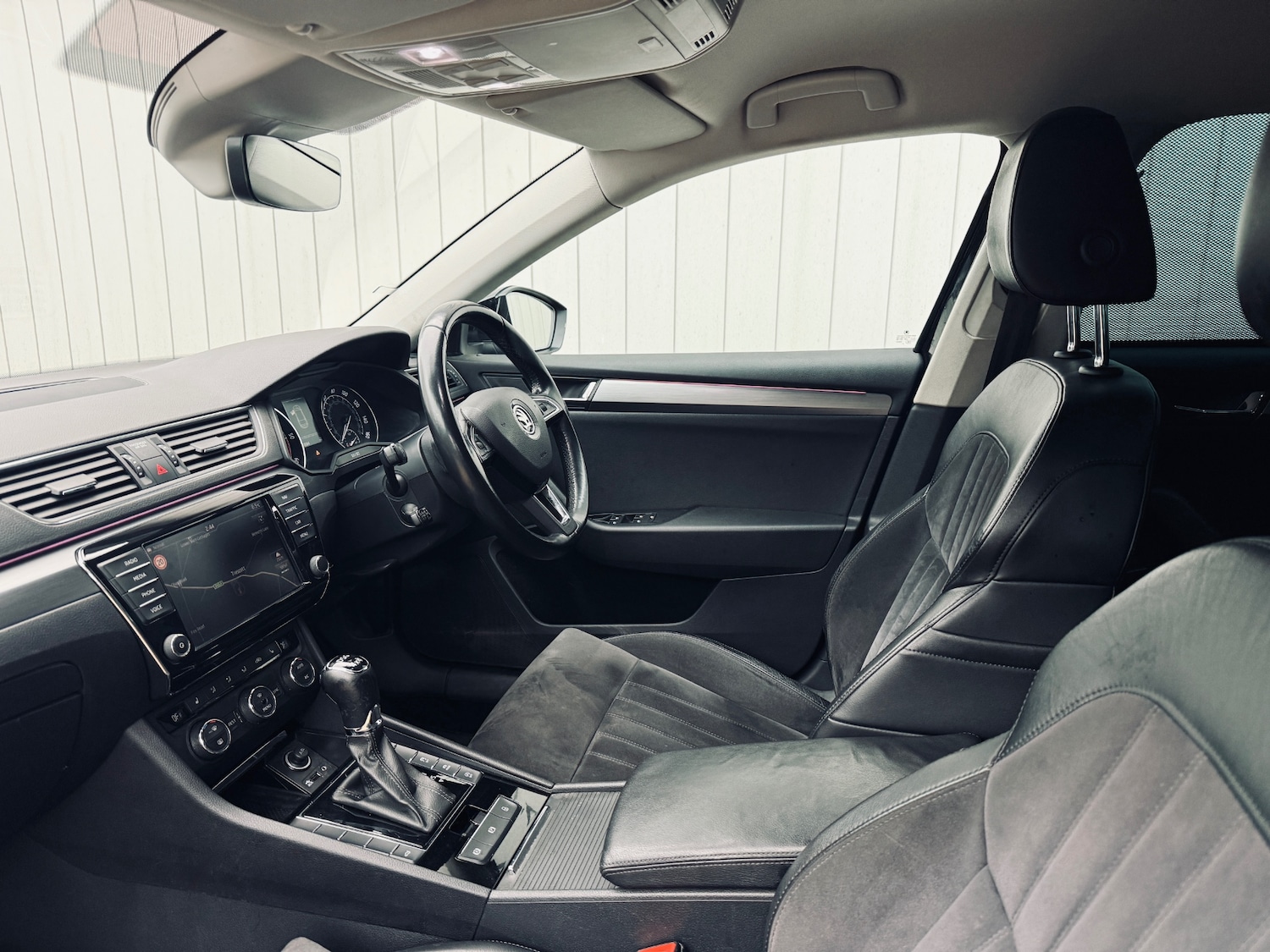 Used Skoda Superb 2016 for sale - 77286435: Photo 38