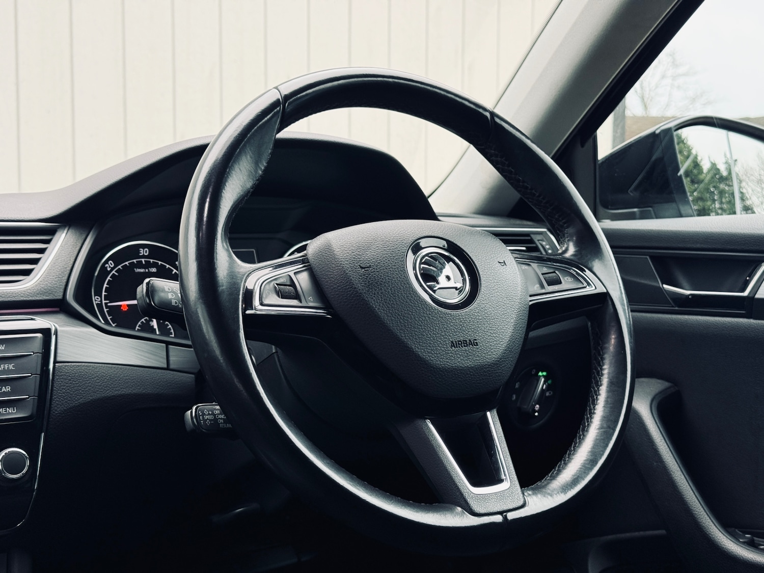 Used Skoda Superb 2016 for sale - 77286435: Photo 39