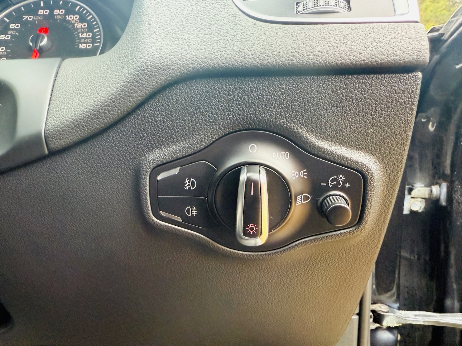 Used Audi Q5 2013 for sale - 76662860: Photo 32