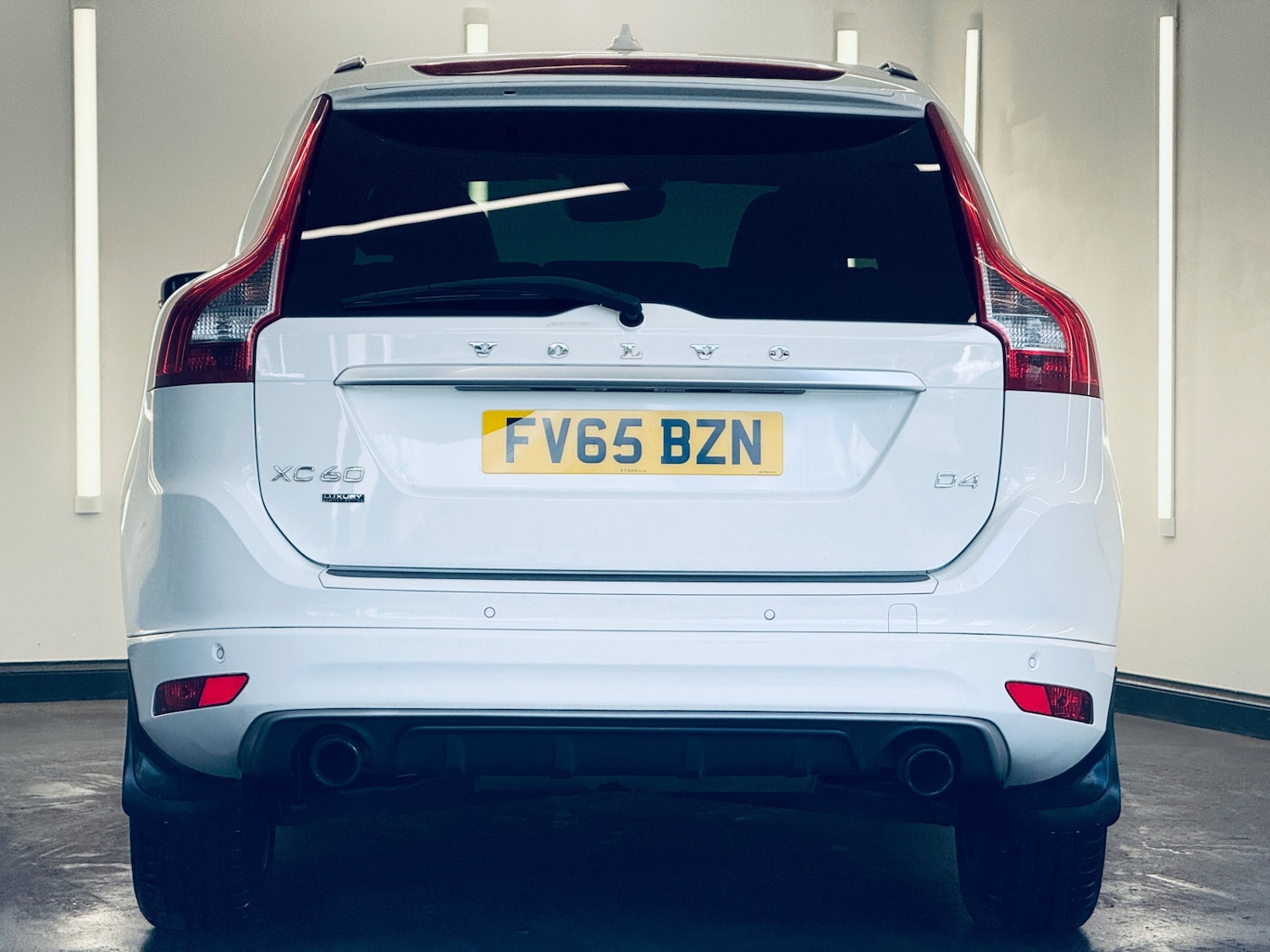 Used Volvo XC60 2015 for sale - 77189506: Photo 8