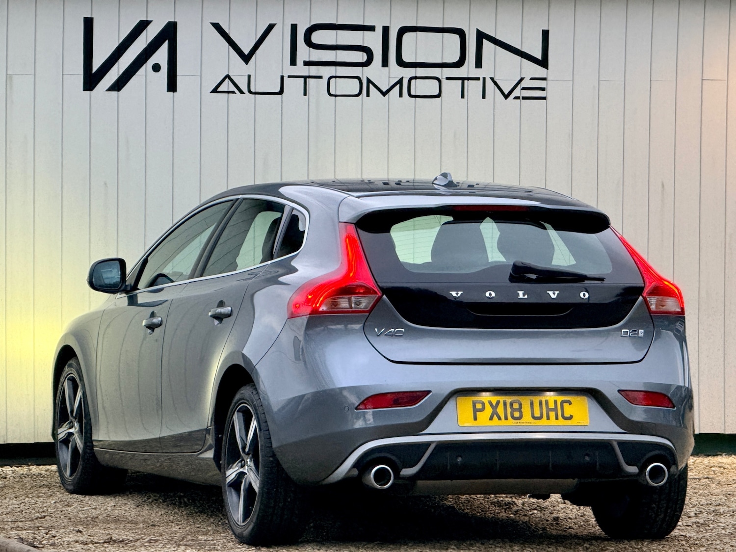 Used Volvo V40 2018 for sale - 77367070: Photo 10