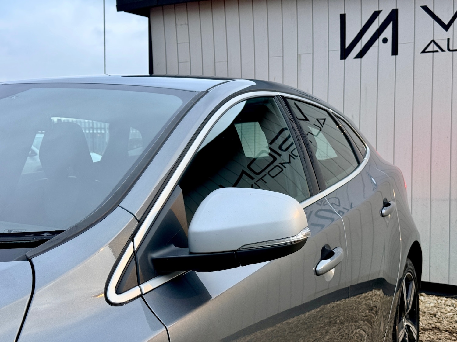 Used Volvo V40 2018 for sale - 77367070: Photo 15