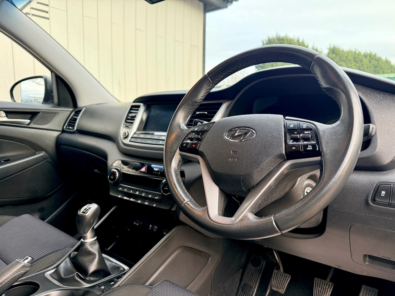 Used Hyundai TUCSON 2017 for sale - 77220475: Photo 28