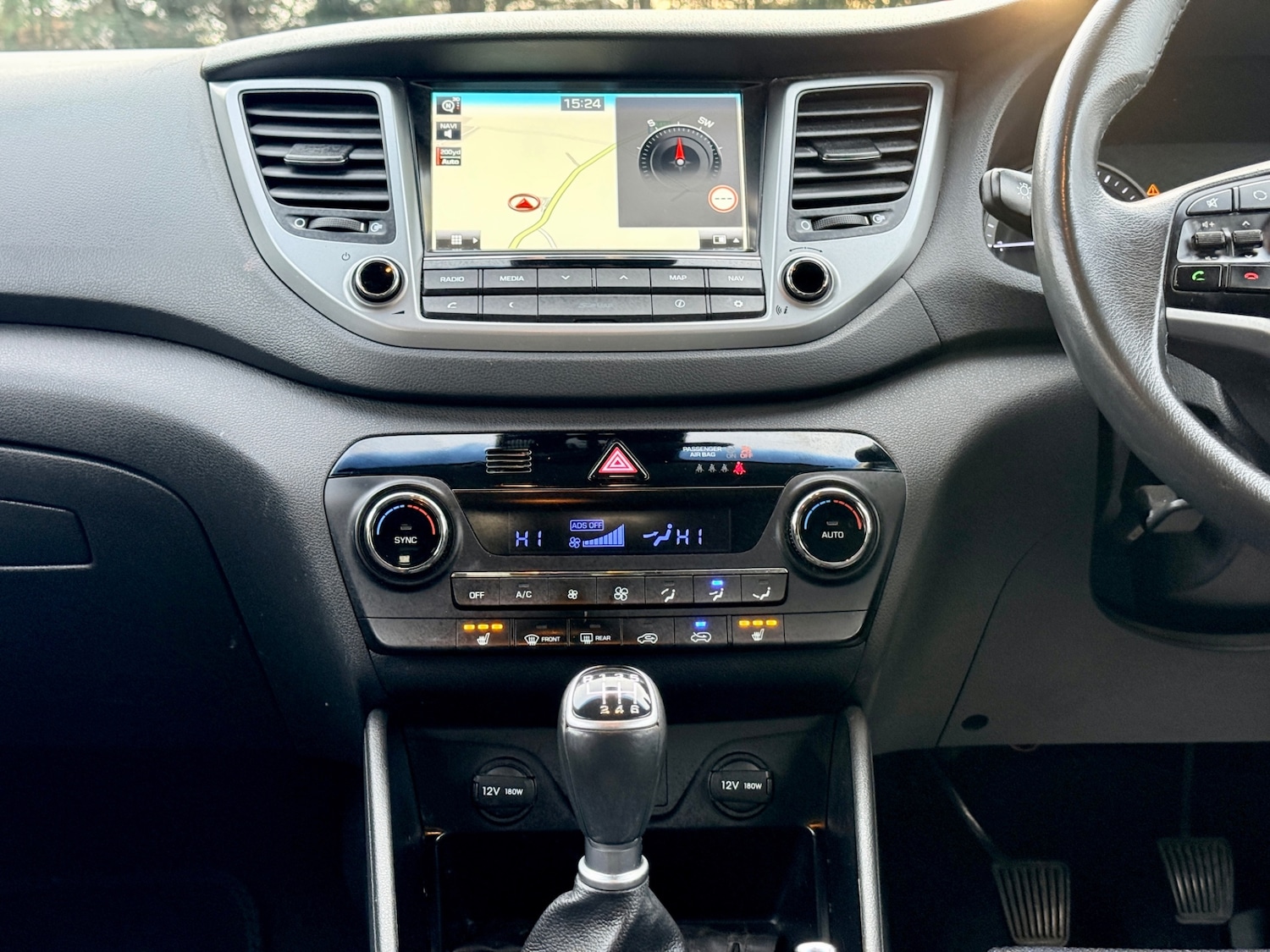 Used Hyundai TUCSON 2017 for sale - 77220475: Photo 31