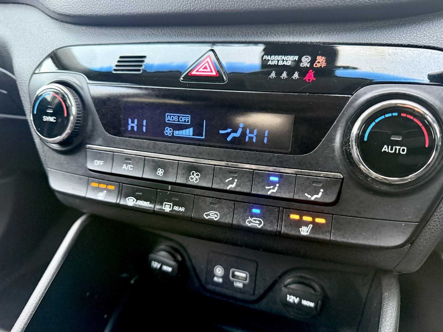 Used Hyundai TUCSON 2017 for sale - 77220475: Photo 32