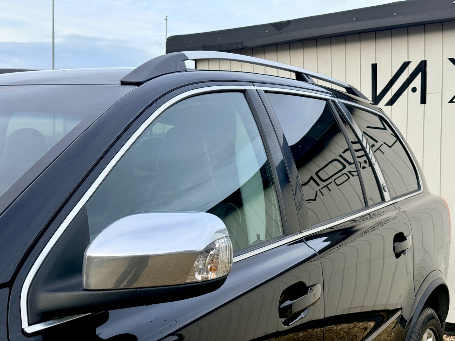 Used Volvo XC90 2011 for sale - 77210811: Photo 19