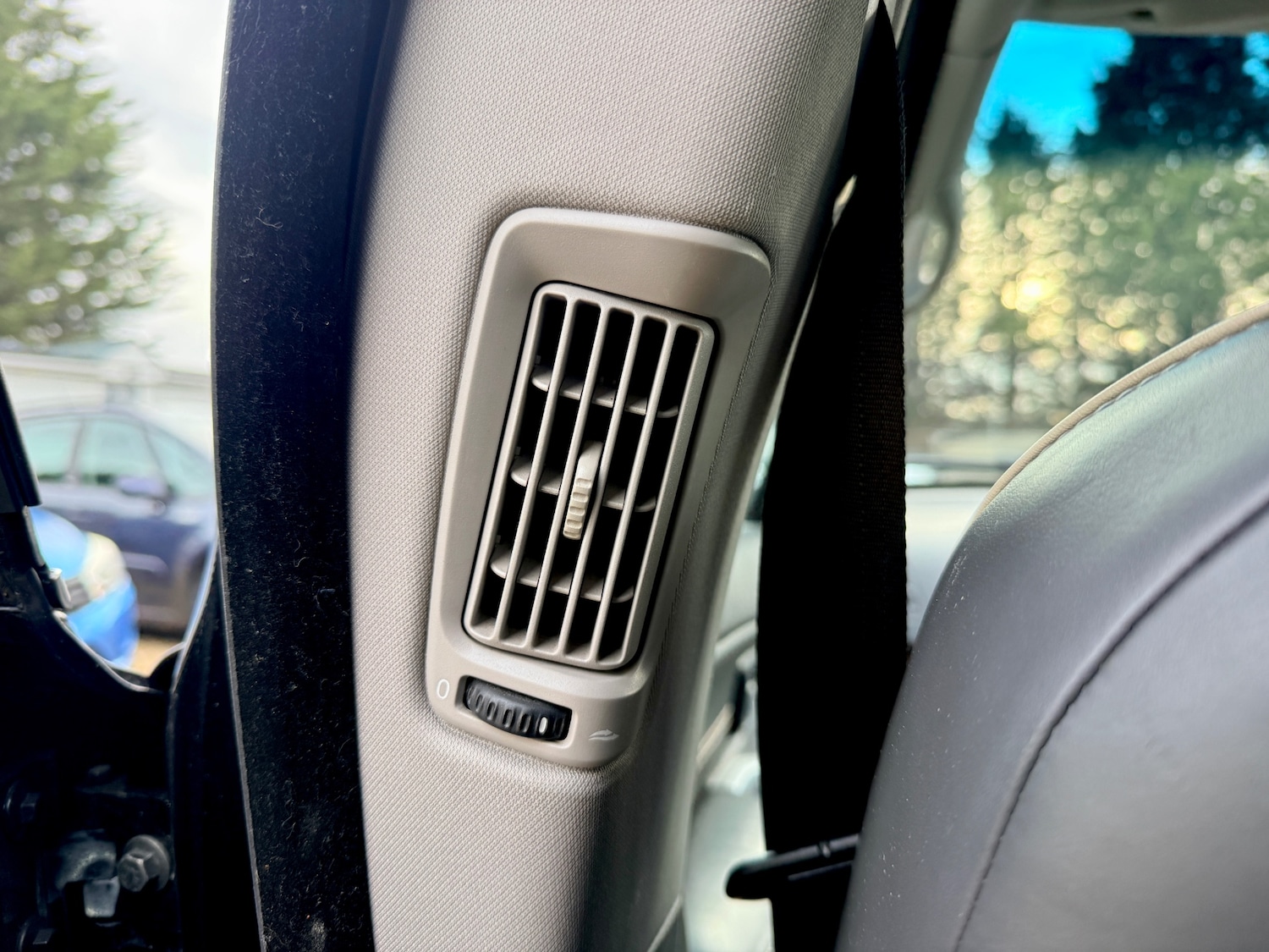 Used Volvo XC90 2011 for sale - 77210811: Photo 47