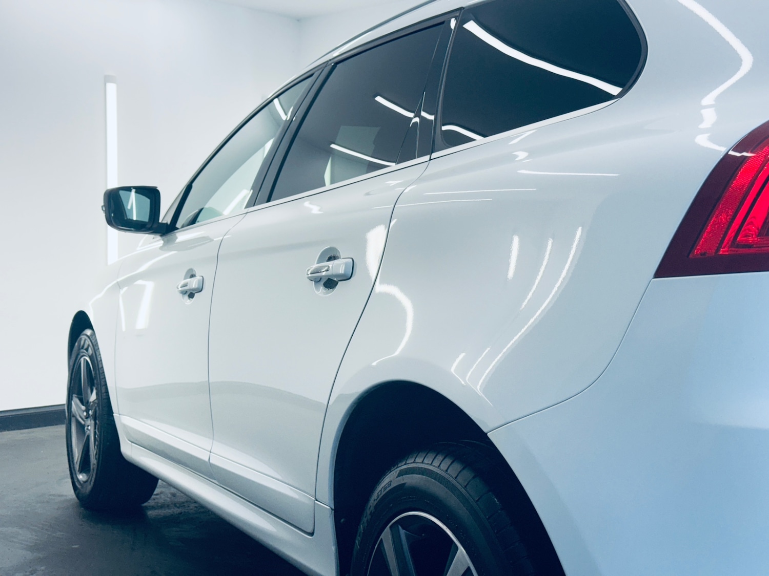 Used Volvo XC60 2015 for sale - 76663127: Photo 11