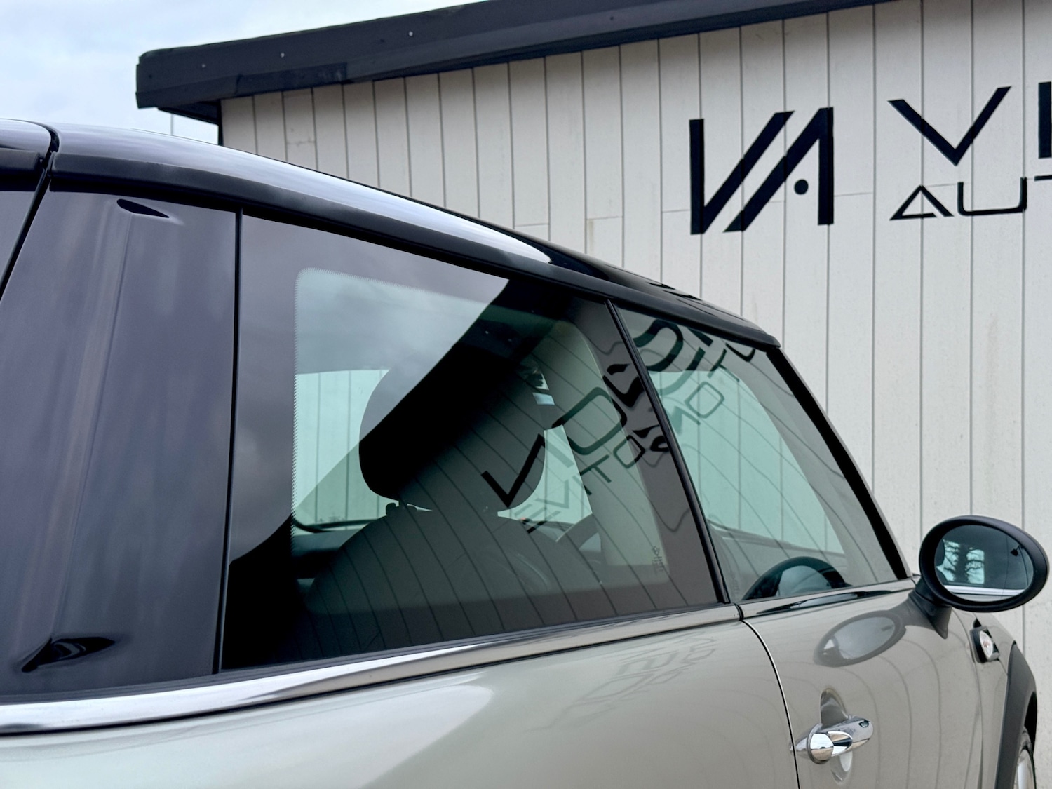 Used MINI Hatch 2010 for sale - 77677074: Photo 5